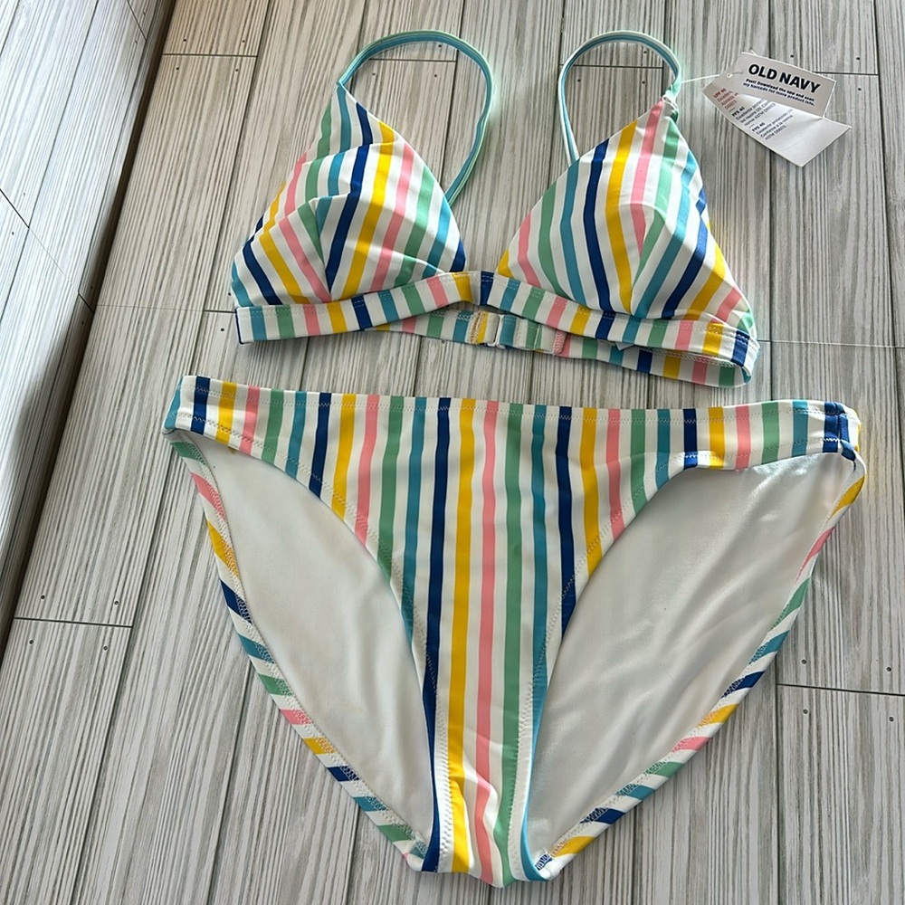 OLD NAVY Medium striped woman’s bathing suit high waisted UPF 40 UV PROTECTION